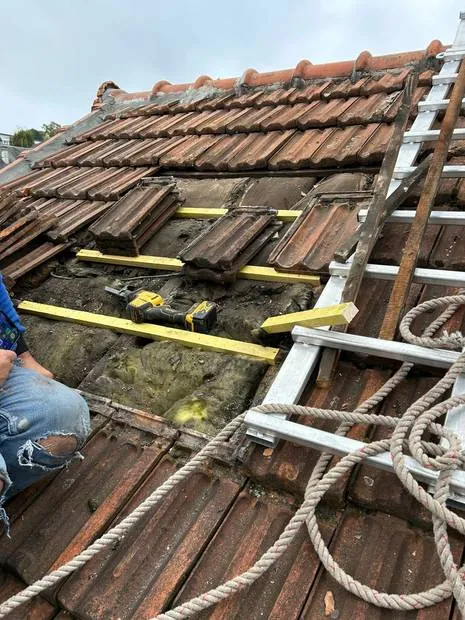 Entretien de toiture — chantier F.Couverture