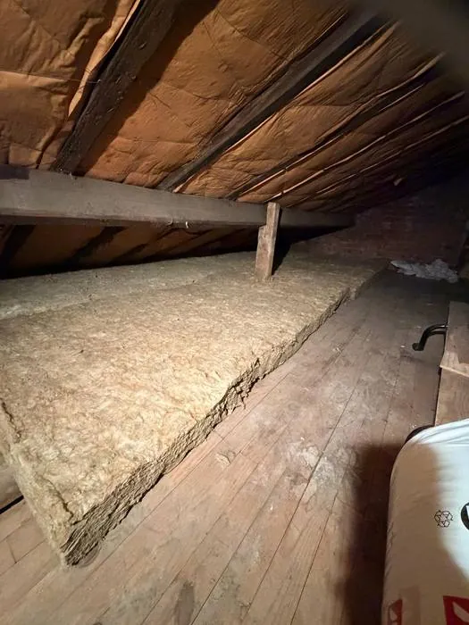 Isolation de toiture et combles — chantier F.Couverture