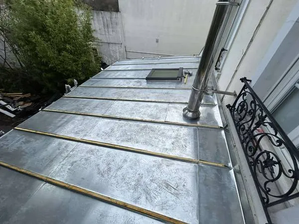 Travaux de zinguerie — chantier F.Couverture